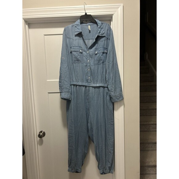 Truth NYC Long Sleeve Blue Chambray Denim Jean Jumpsuit Coverall Plus Size 1X - Picture 1 of 8